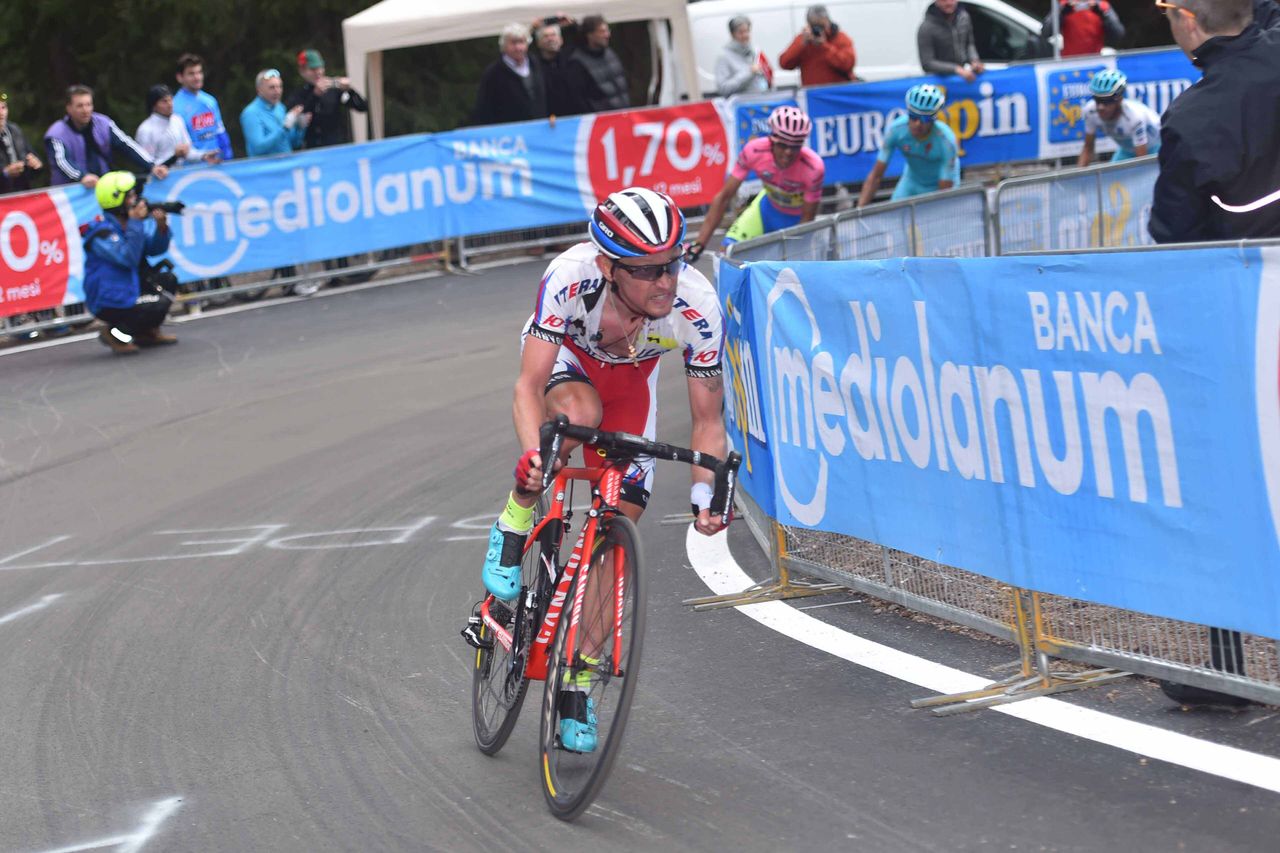 Yuri Trofimov attacks in the final kilometre