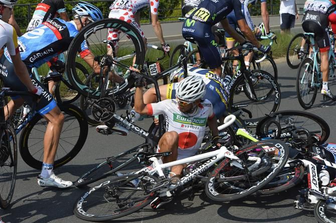 Yukiya Arashiro (Europcar) was among the riders who crashed