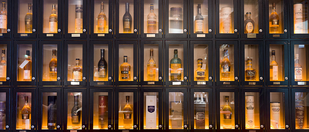 Whisky at Great Scots Bar, Cameron House Hotel, Glasgow