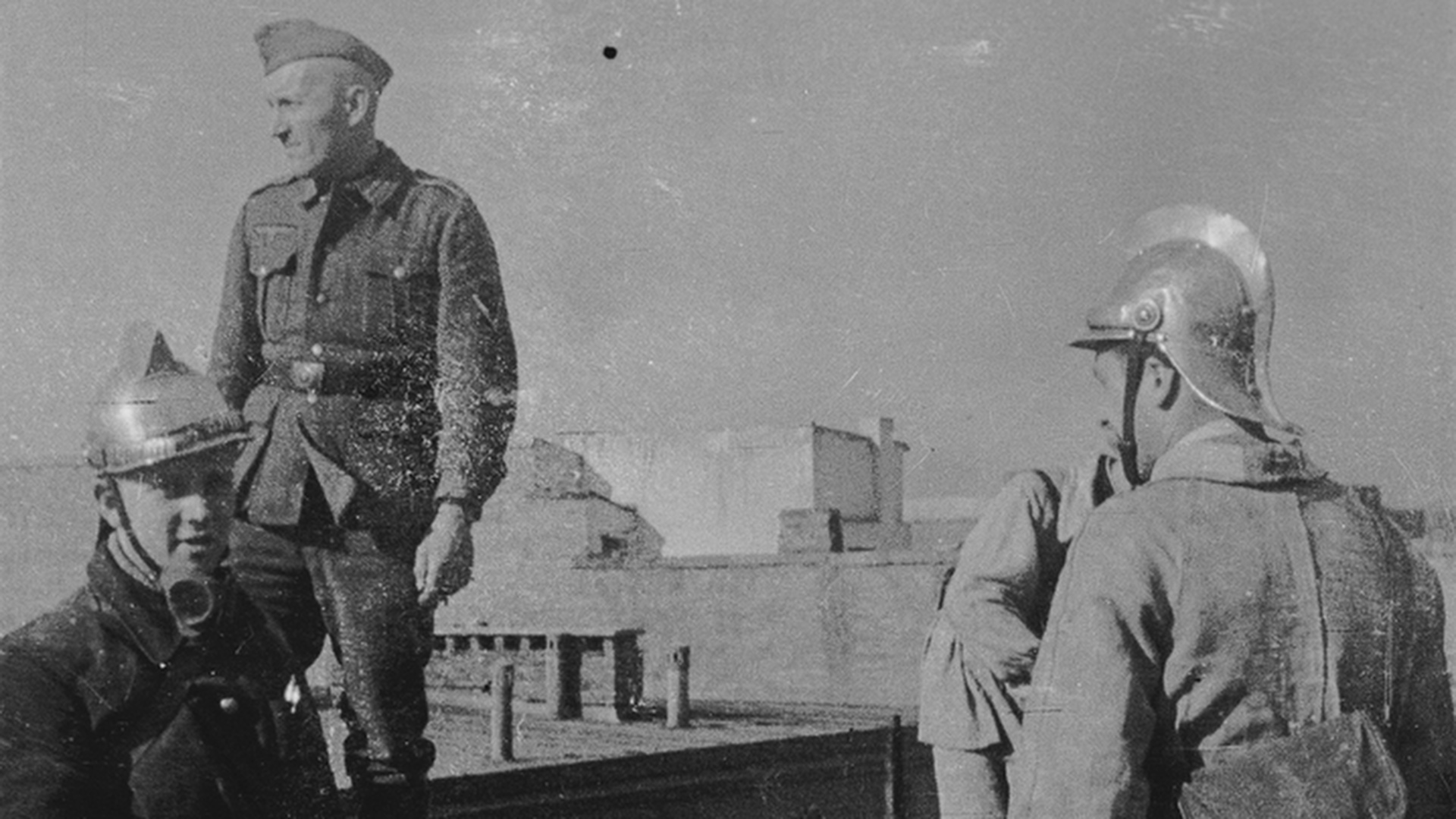 33 Photos from the Ghetto