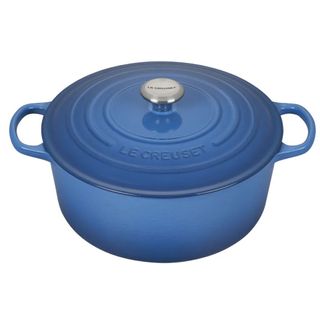 Le Creuset Signature Enameled Cast Iron Round Dutch Oven With Lid