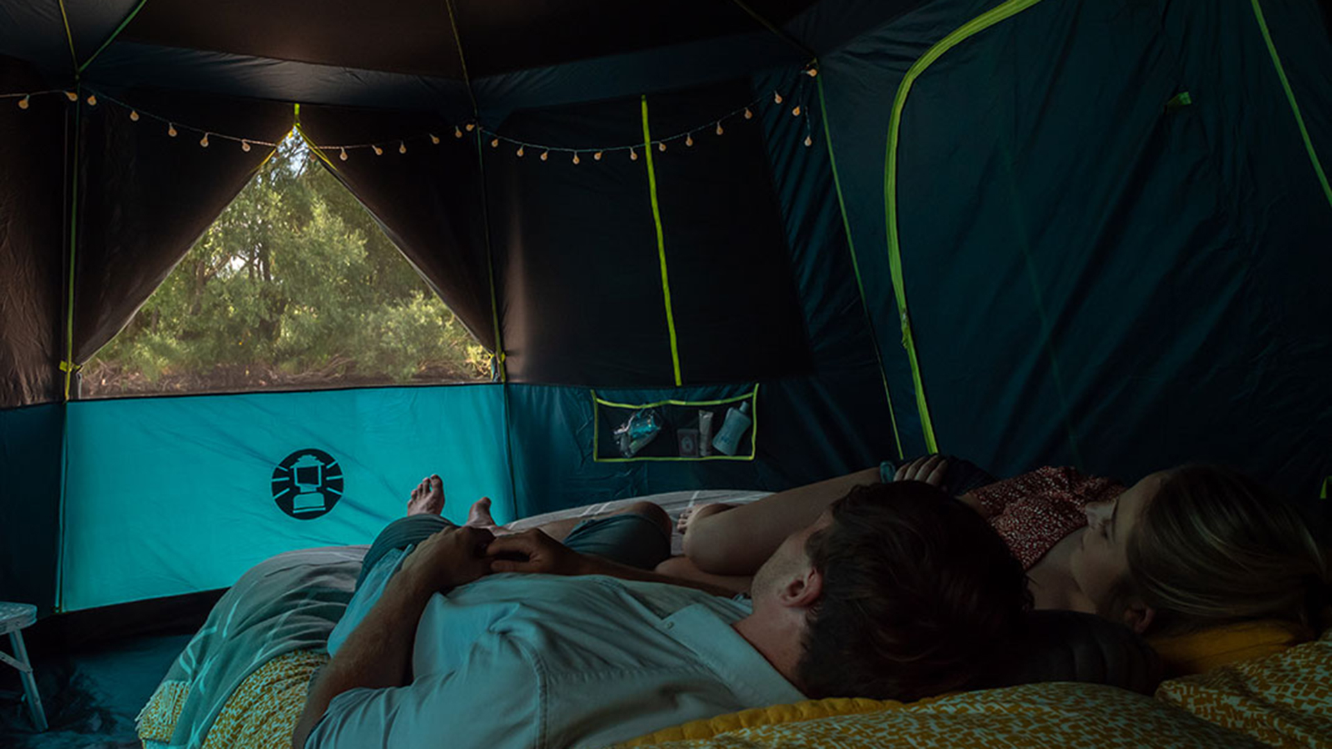 Coleman Octagon BlackOut tent