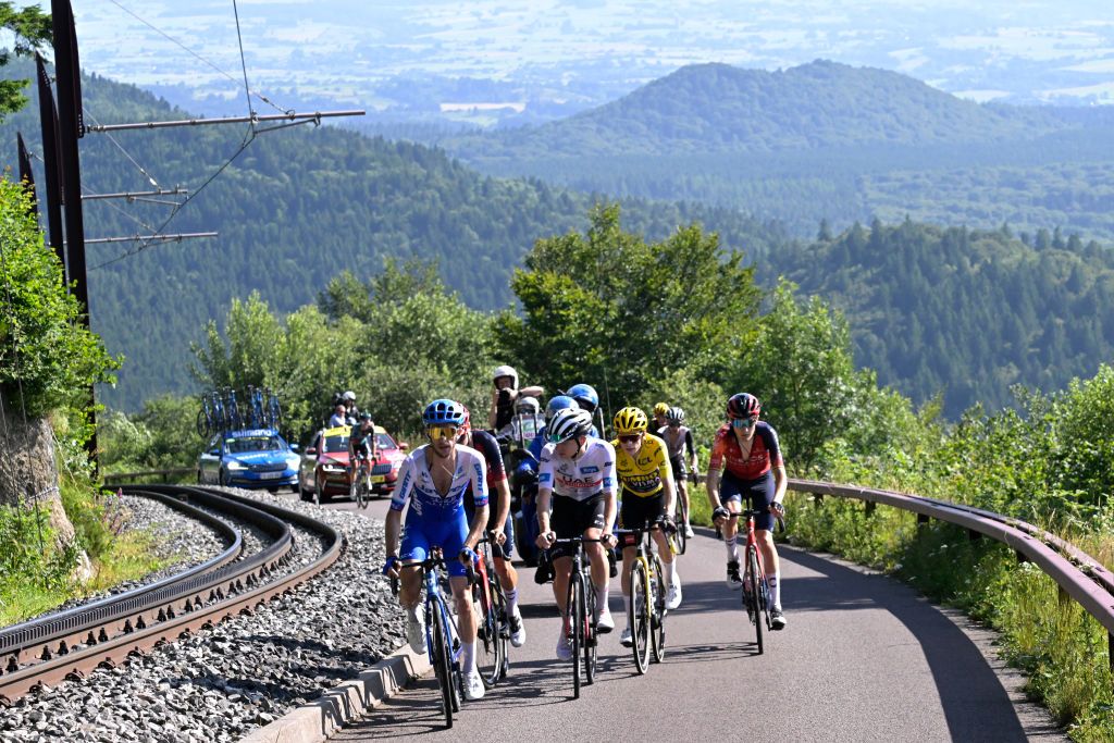 Simon Yates leads a select group on the Puy de Dome on stage 9 at the Tour de France