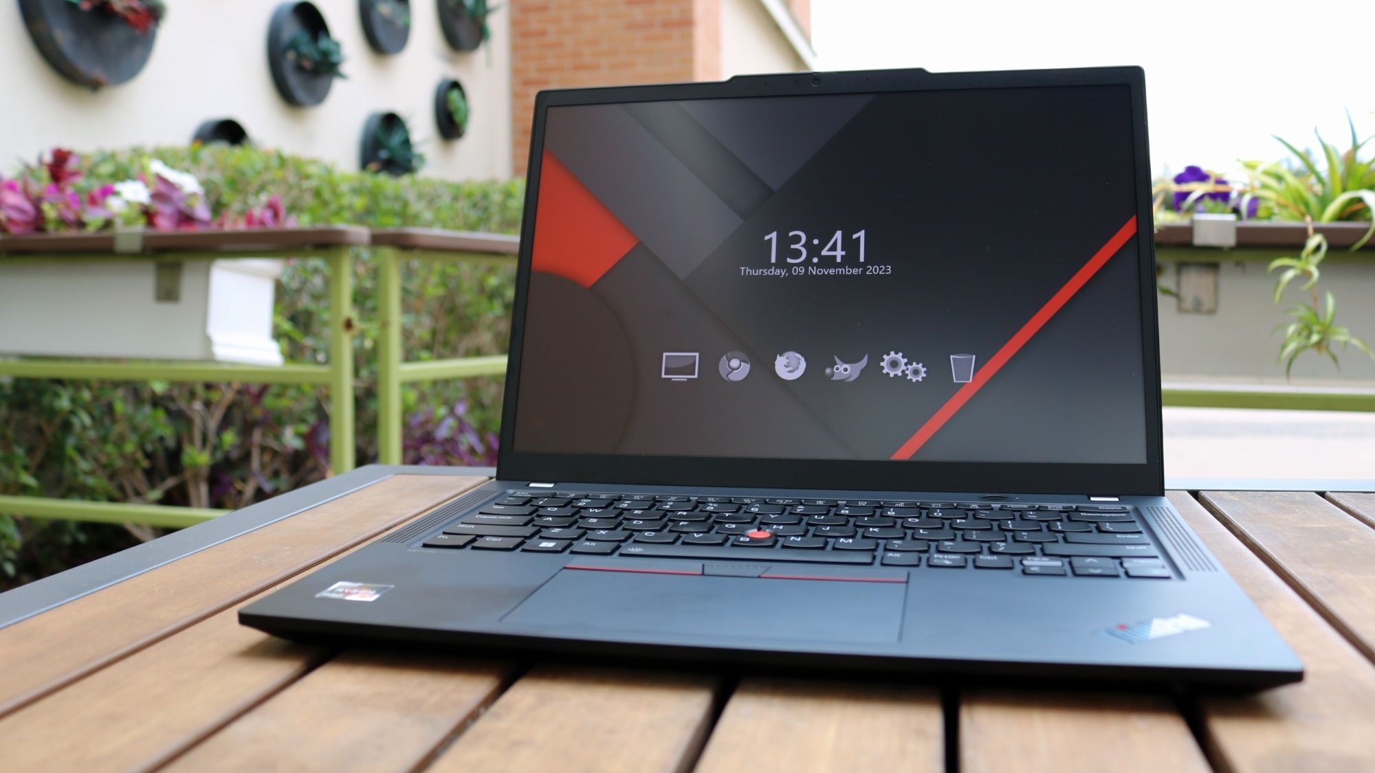 I love my desktop but this ThinkPad convinced me to give laptops a ...