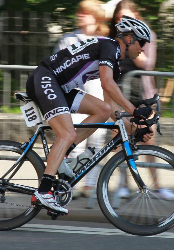Ryan DeWald (XO Communication) tries to make some time on the third corner.