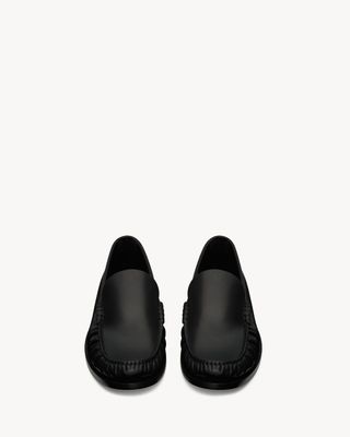 Women's Laurent Loafers in Smooth Leather in Black