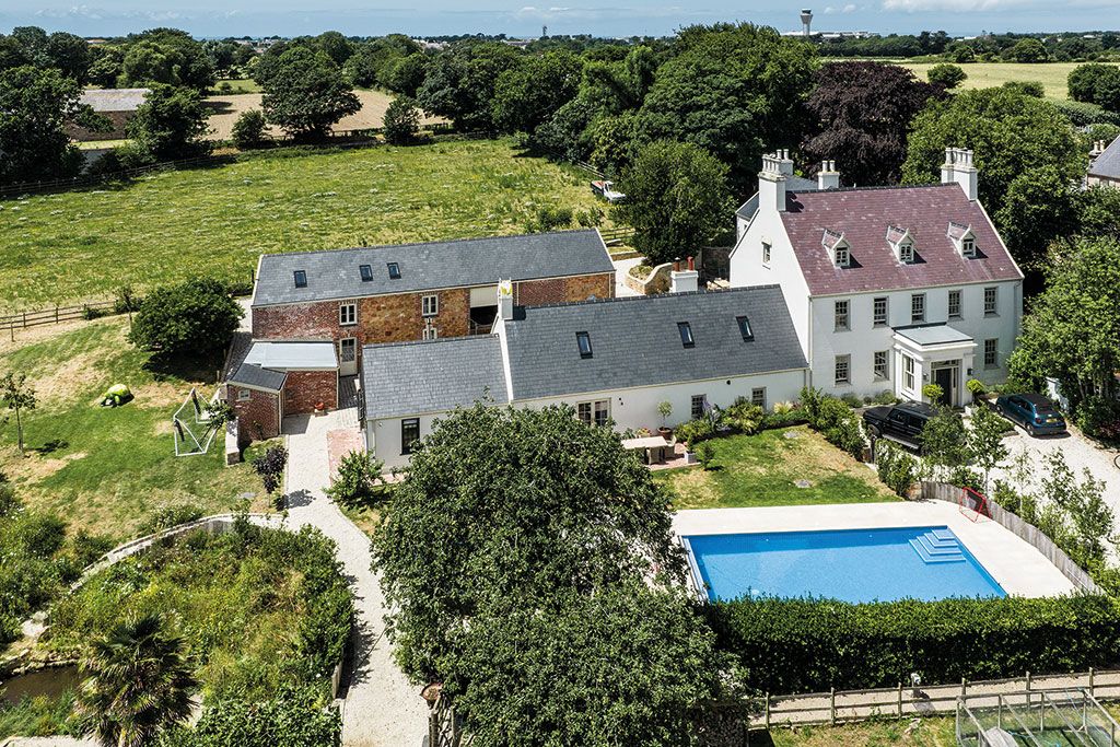Properties for sale in tax havens: Derry Farm, La Route Du Francfief, St Brelade, Jersey