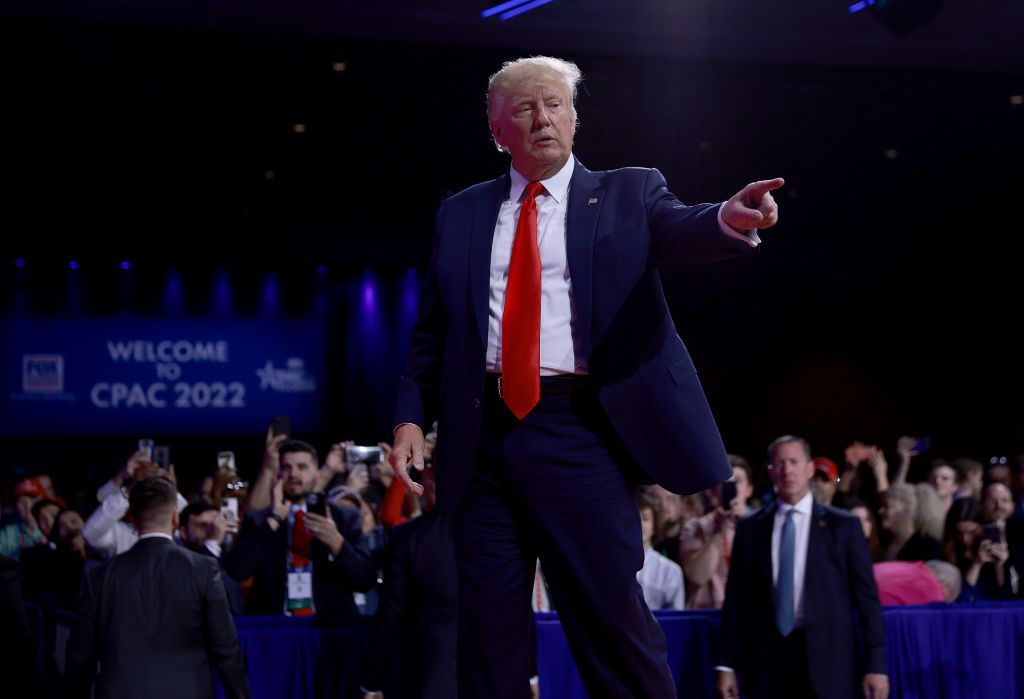 trump-jokingly-suggests-false-flag-operation-against-russia-the-week