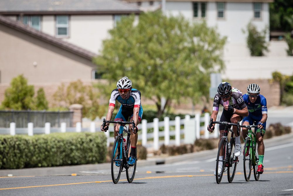 The mens break dwindles to three riders