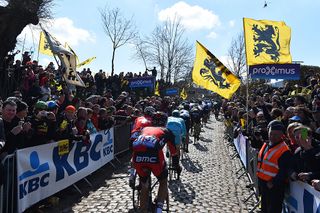 Images of the Oude Kwaremont climb in Flanders