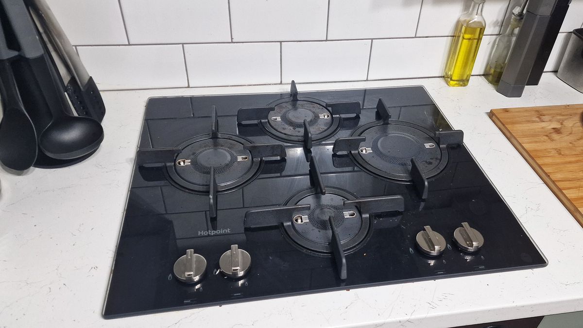 I just switched to a gas-on-glass cooktop — here's what happened