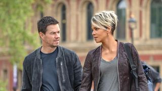 "The Union." (L to R) Halle Berry as Roxanne and Mark Wahlberg as Mike in The Union. Cr. Laura Radford/Netflix © 2024.