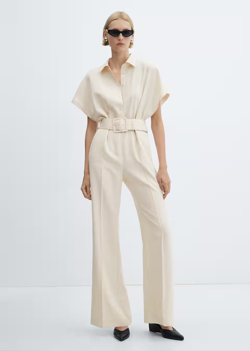 baggy jumpsuit