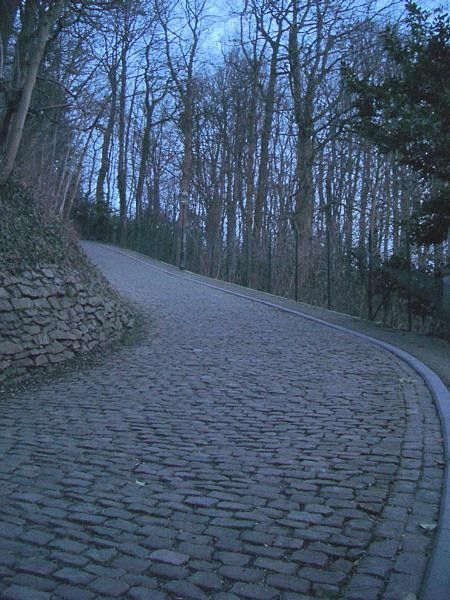 The Muur is not too steep until you get around that corner...