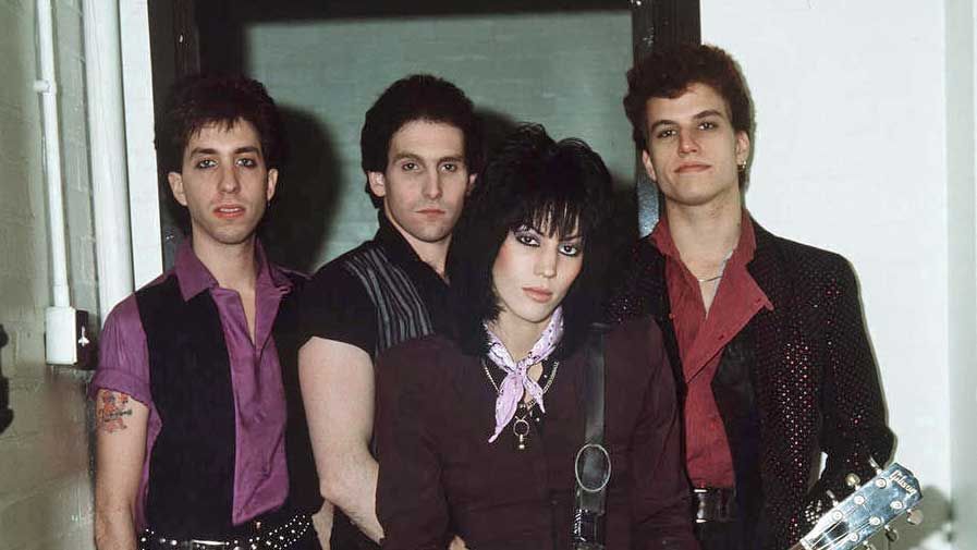 Joan Jett And The Blackhearts I Love Rock N Roll The Story And Meaning Behind The Song Louder 6198