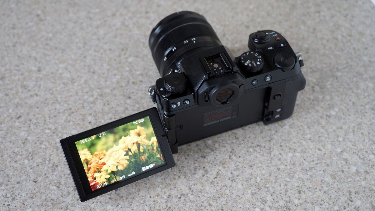 Hey Fuji, where are you going with the Fujifilm X-S10 – I need to know!