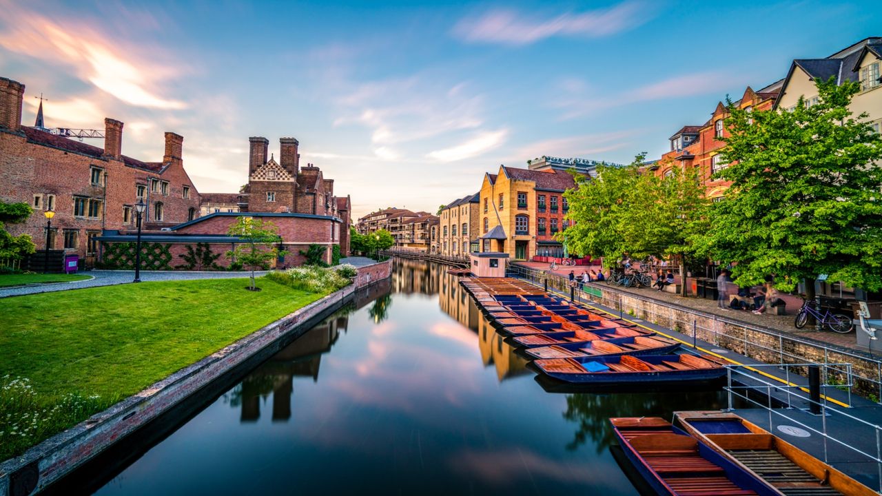 Cambridge city canal at sunset