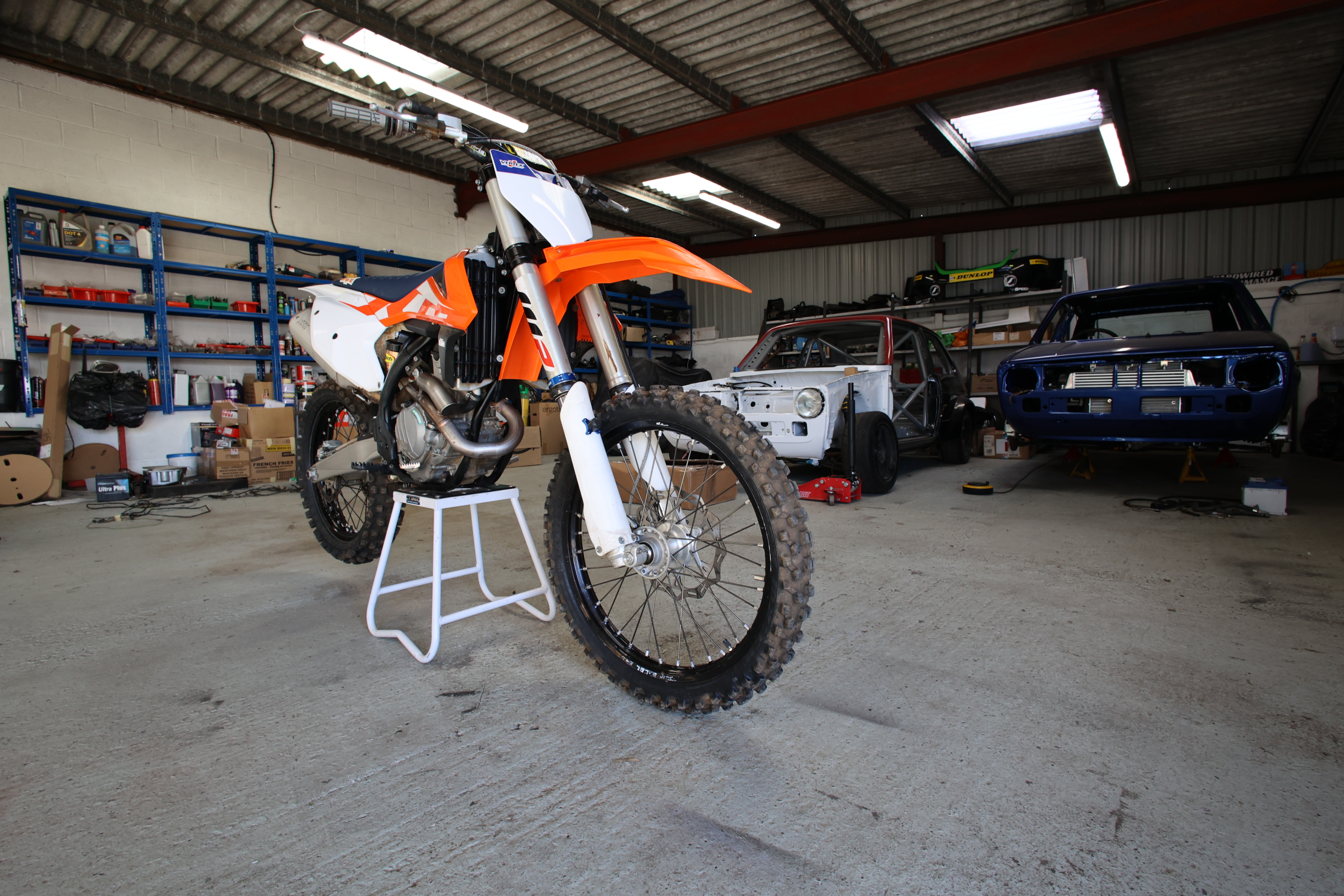 Canon RF 16mm f/2.8 STM