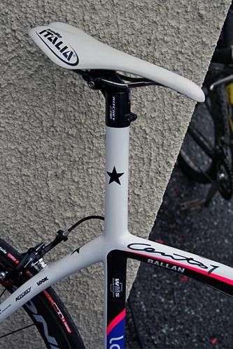 Alessandro Ballan (Lampre) has a star on his seatpost because his daughter's name is Stella.