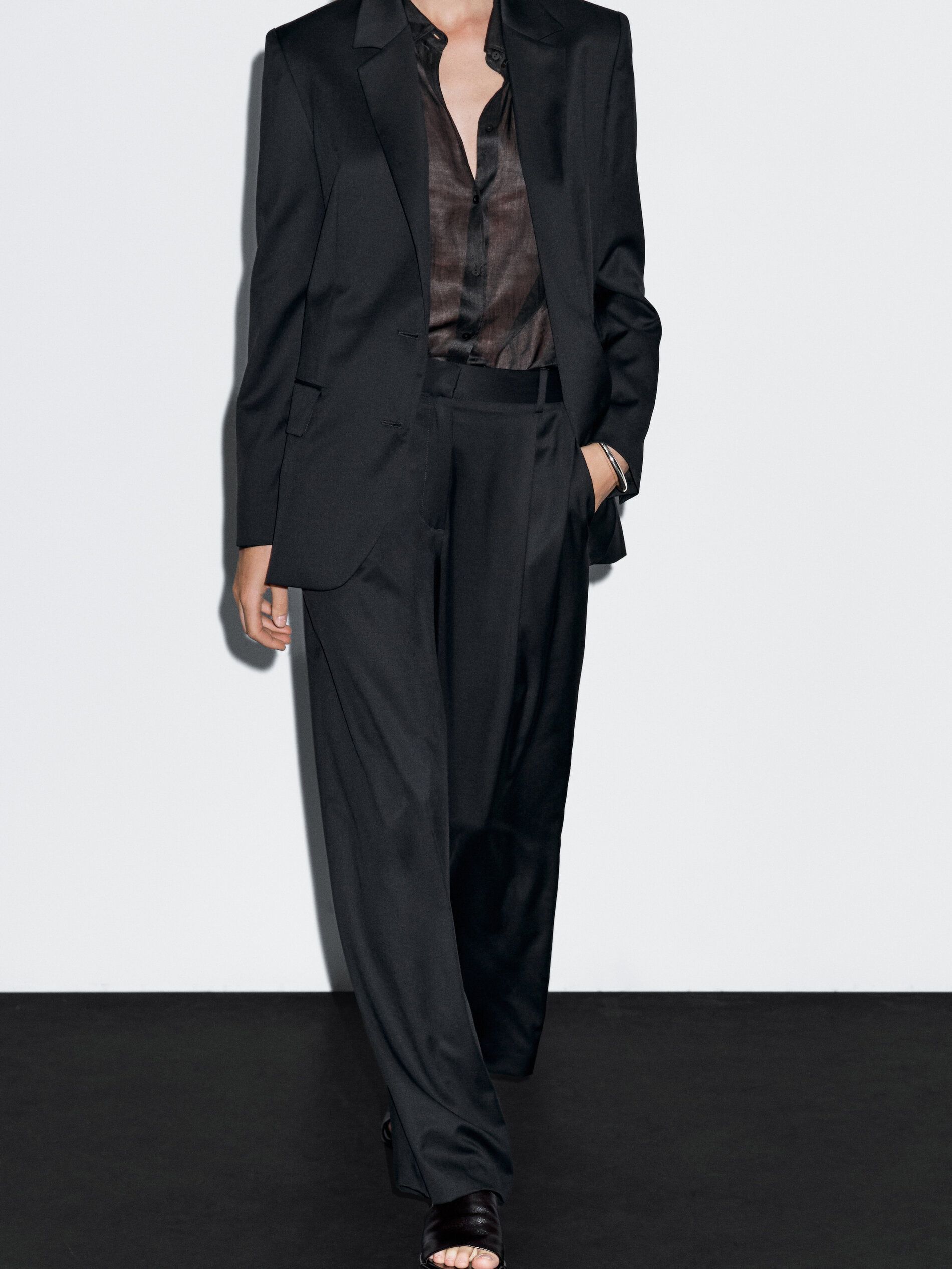 Pleated Extra Fine Wool Trousers
