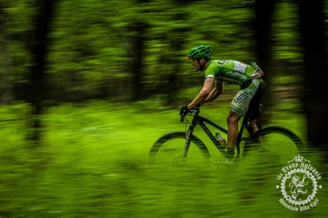 Chris Jackson blasts through the ferns to close a gap.