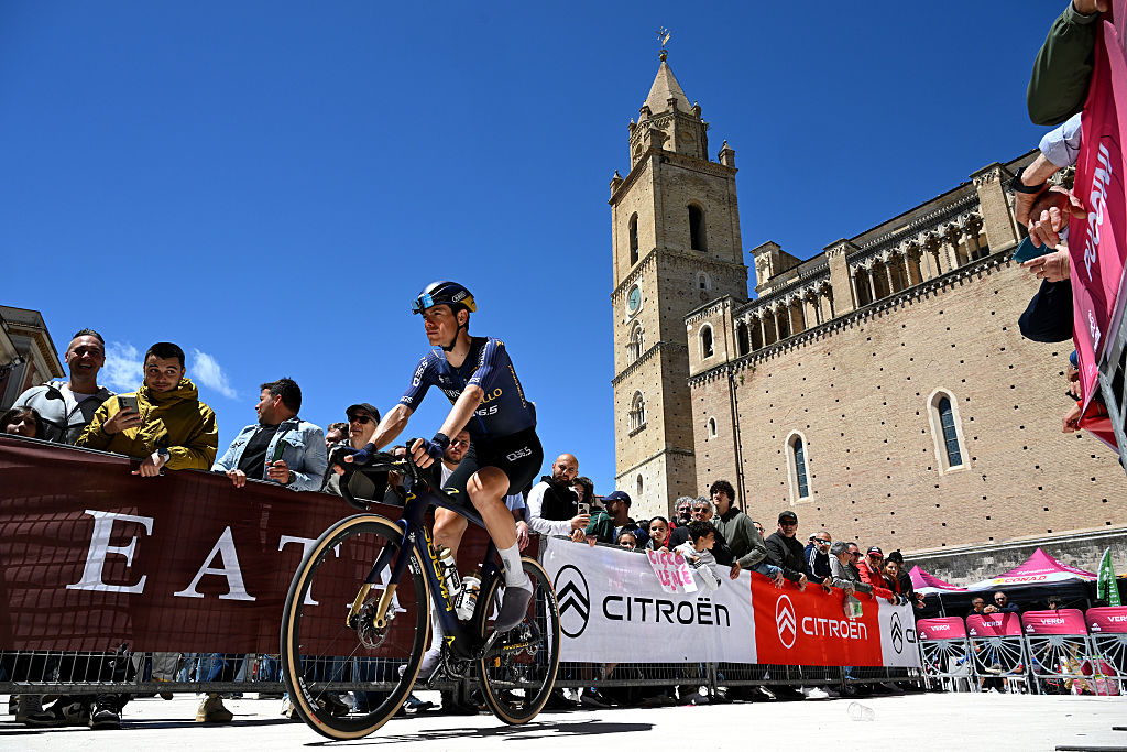 CHIETI, ITALY - MAY 16: David de la Cruz of Spain and Team Pinarello Q36.5 Pro Cycling prior to the 109th Giro d&amp;amp;apos;Italia 2026, Stage 8 a 156km stage from Chieti to Fermo 315m / #UCIWT / on May 16, 2026 in Chieti, Italy. (Photo by Dario Belingheri/Getty Images)