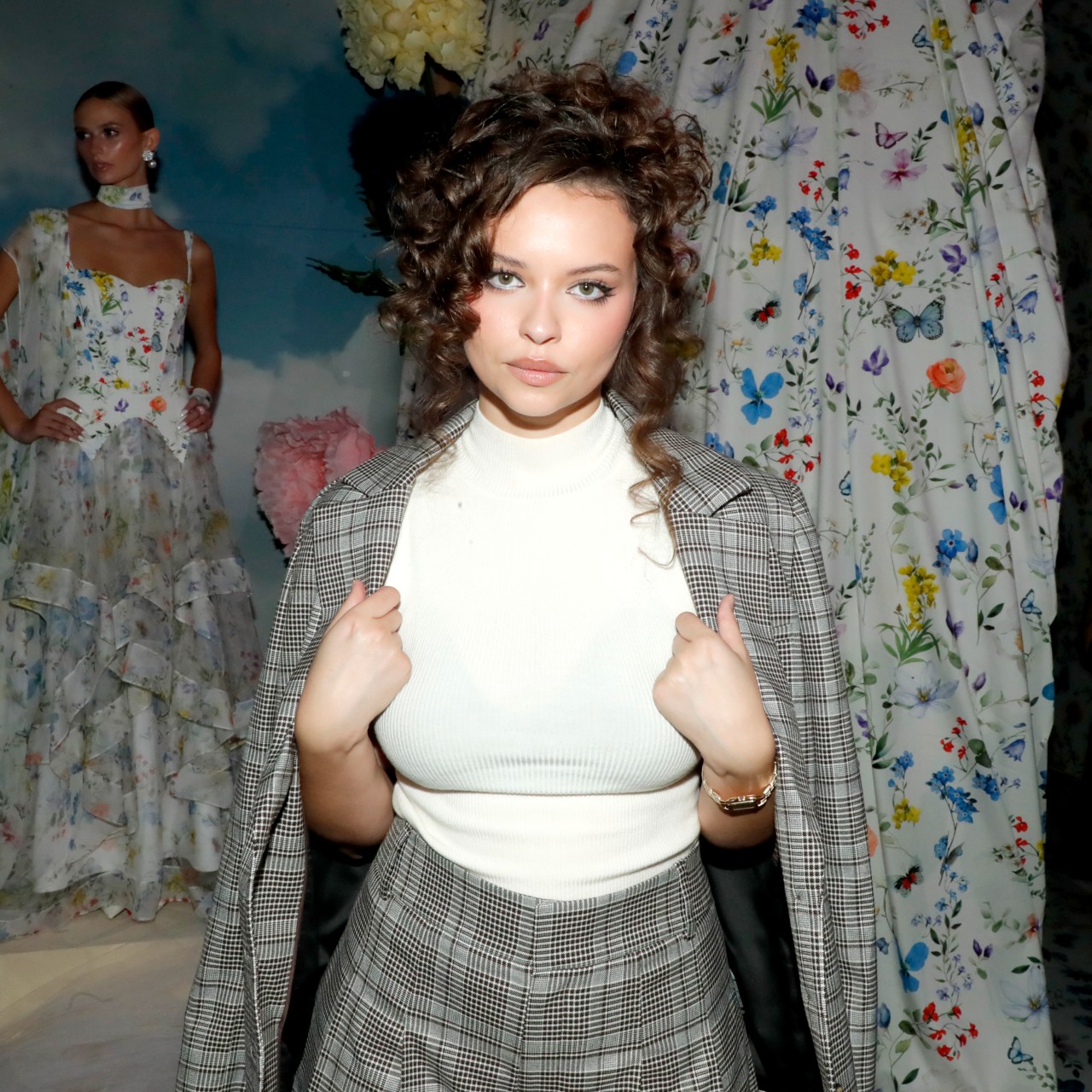 Isabella Briggs attends the Alice + Olivia by Stacey Bendet Spring 2026 Presentation at Surrogate&#039;s Court on September 13, 2025 in New York City.