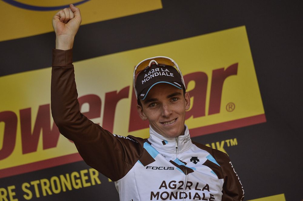 Romain Bardet on the stage 18 podium.