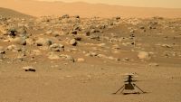 A photo of Ingenuity on the Martian surface