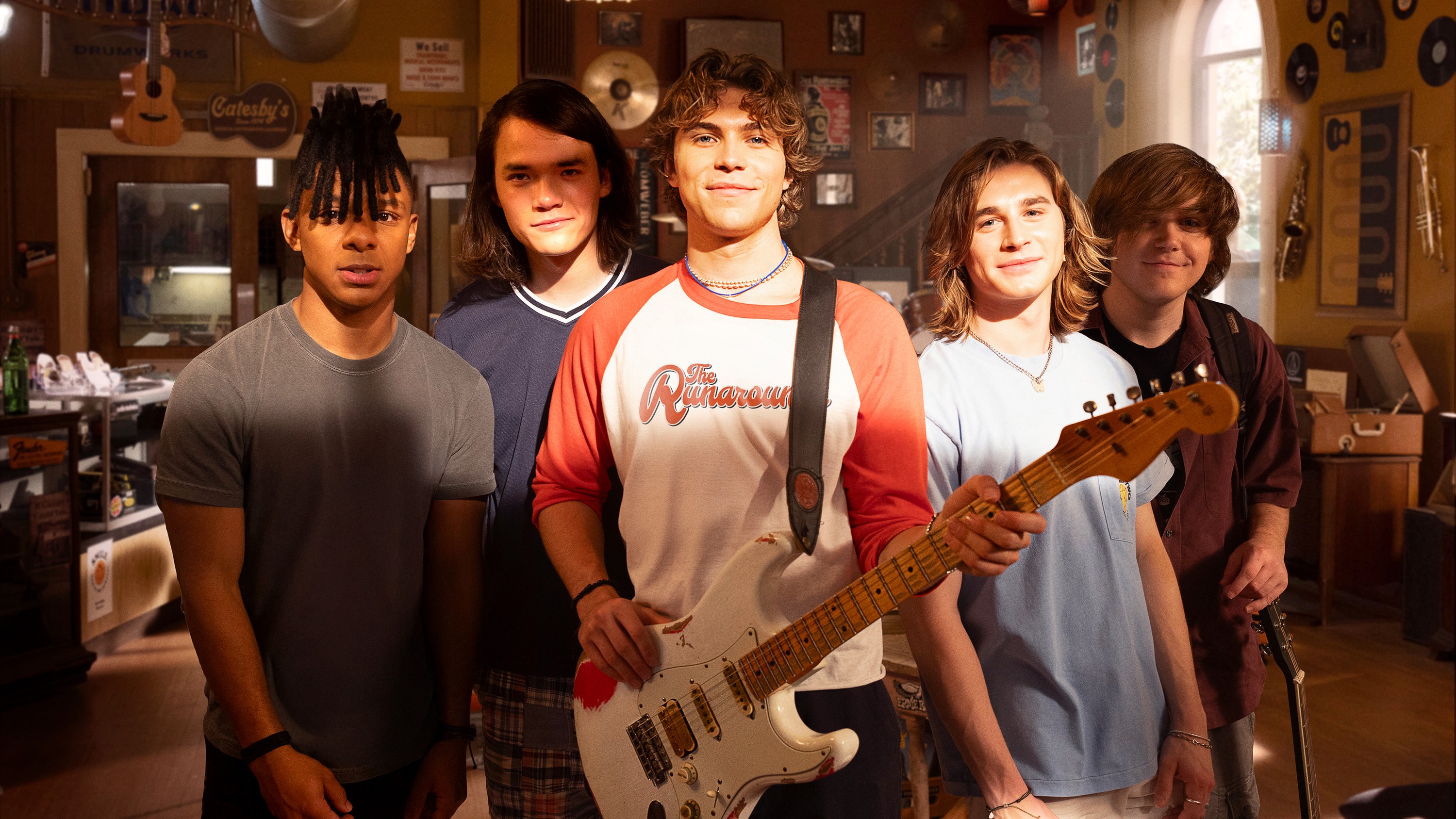 Bez (Zendé Murdock), Topher (Jeremy Yun), Charlie (William Lipton), Neil (Axel Ellis), and Wyat (Jesse Golliher) pose together for Prime Video&#039;s &quot;The Runarounds&quot;