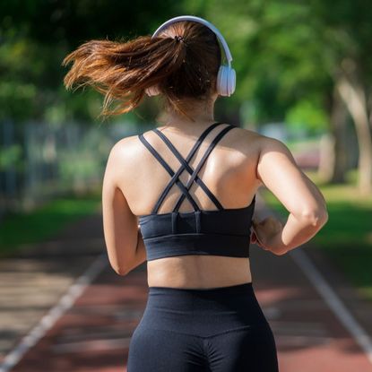 Half marathon average time: A woman running