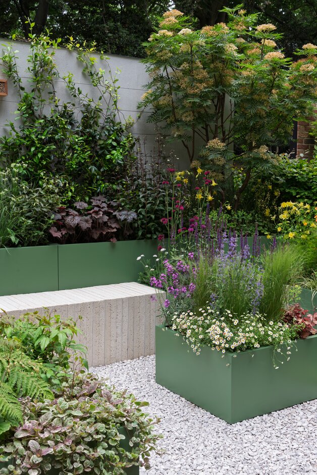 chelsea flower show balcony and container garden