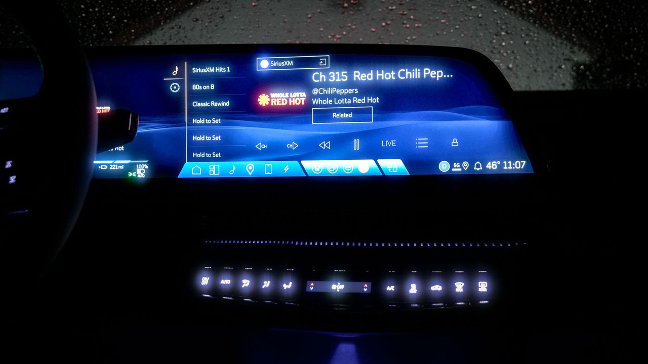2025 Cadillac Optiq Sport 2 test drive.