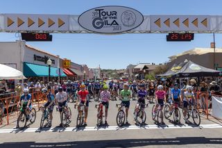 The elite women's peloton lines up for the stage 4 criterium in Silver City