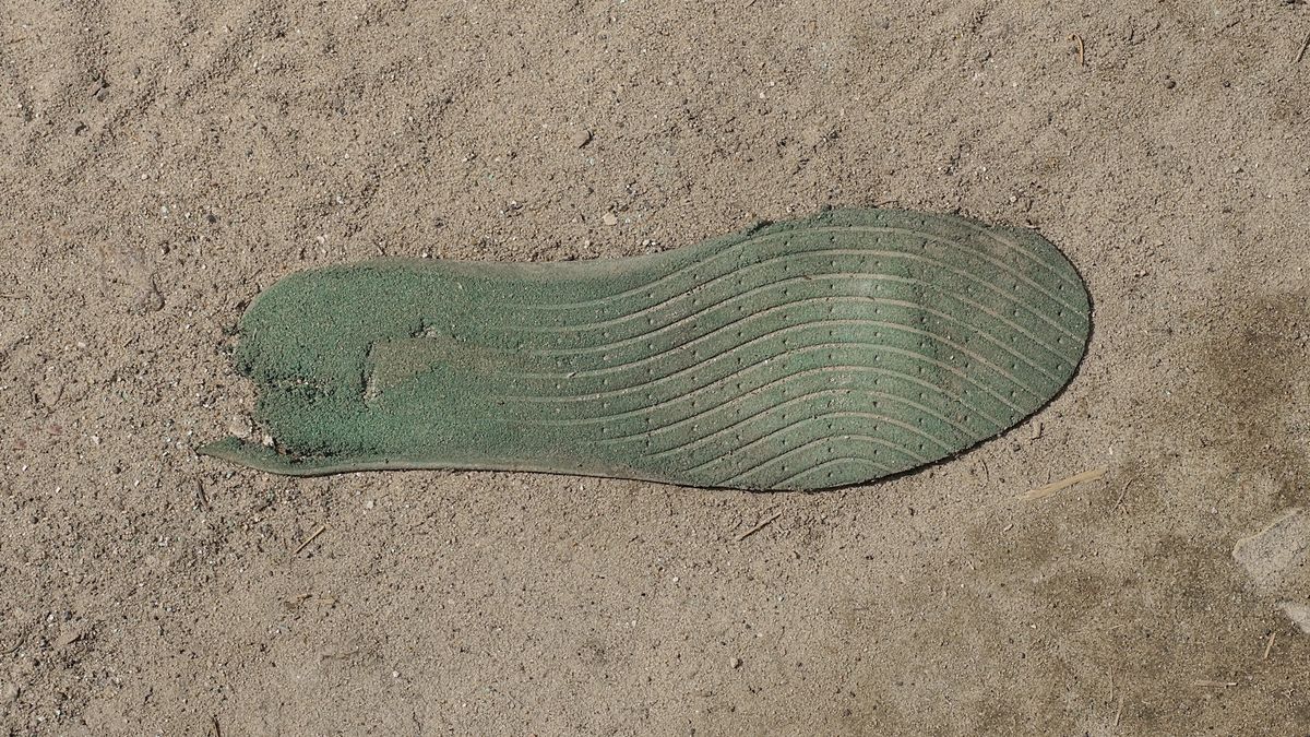 How to tell when your running shoes are worn out Advnture