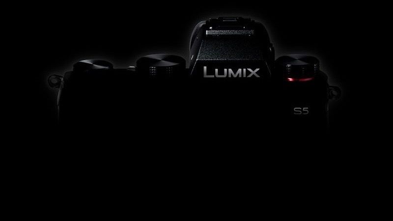 First teaser image of Panasonic’s entry-level Lumix S5 appears online