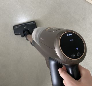 AEG 8000 Series cordless vacuum in use