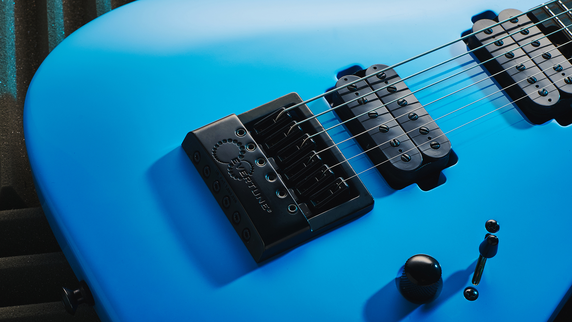 The EverTune bridge on the Jackson Pro Plus Series Signature Misha Mansoor Juggernaut ET6