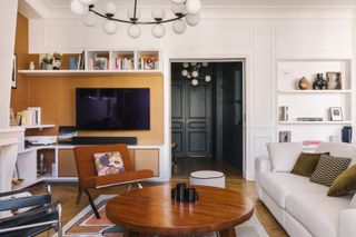 Parisian apartment with painted TV partition