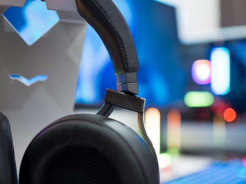Corsair Virtuoso RGB Wireless XT review