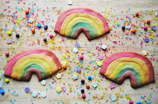 Mother's Day biscuits: Rainbow