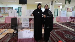 mc-saudi-arabian-voters