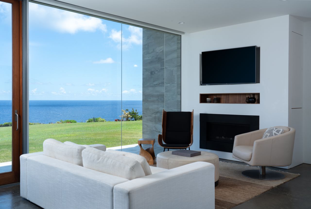 A modern home for sale in Hawaii.