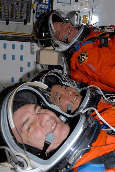 Astronaut Trio Set for Space Station Construction