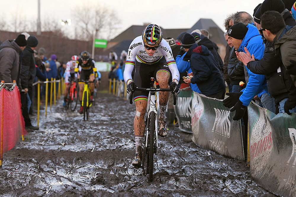 World Champion Wout Van Aert at Azencross