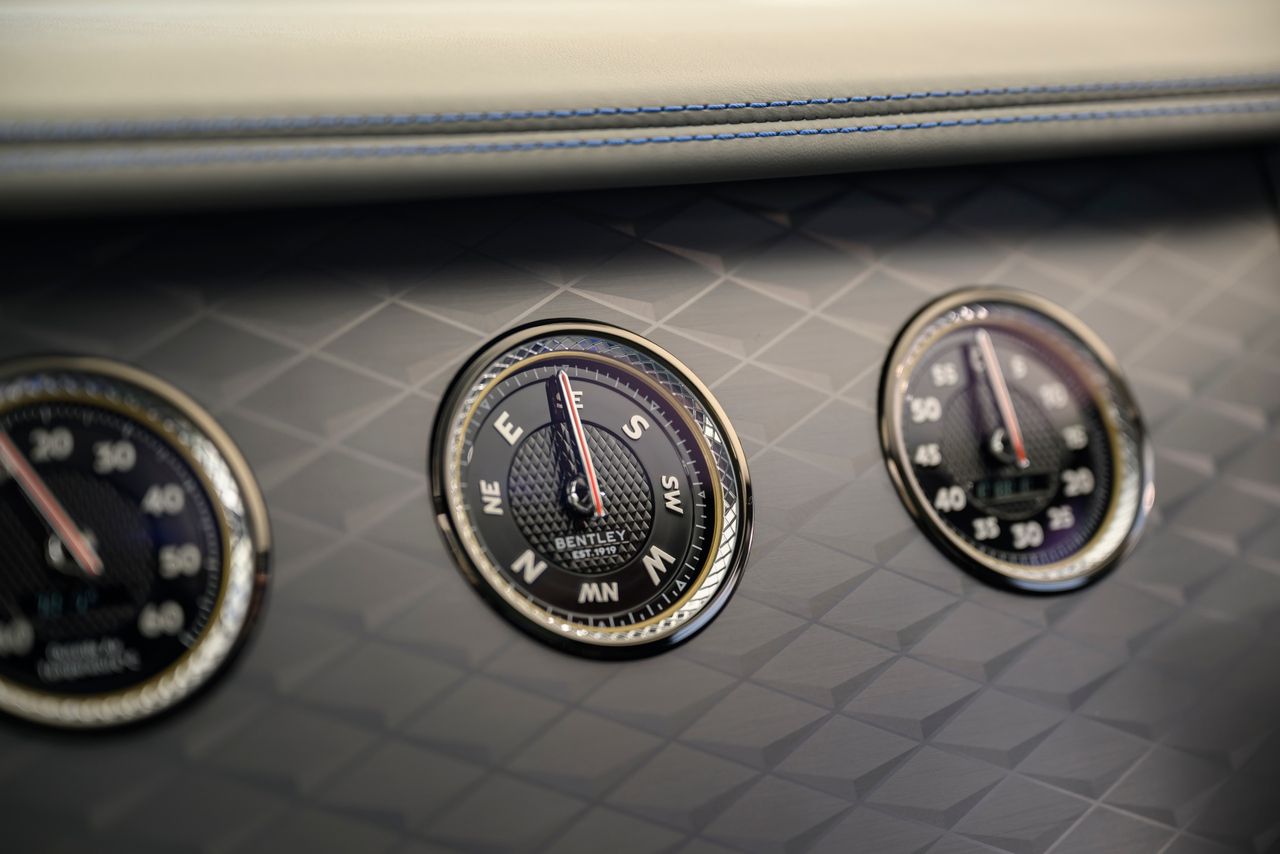 Bentley Continental GT S interior details