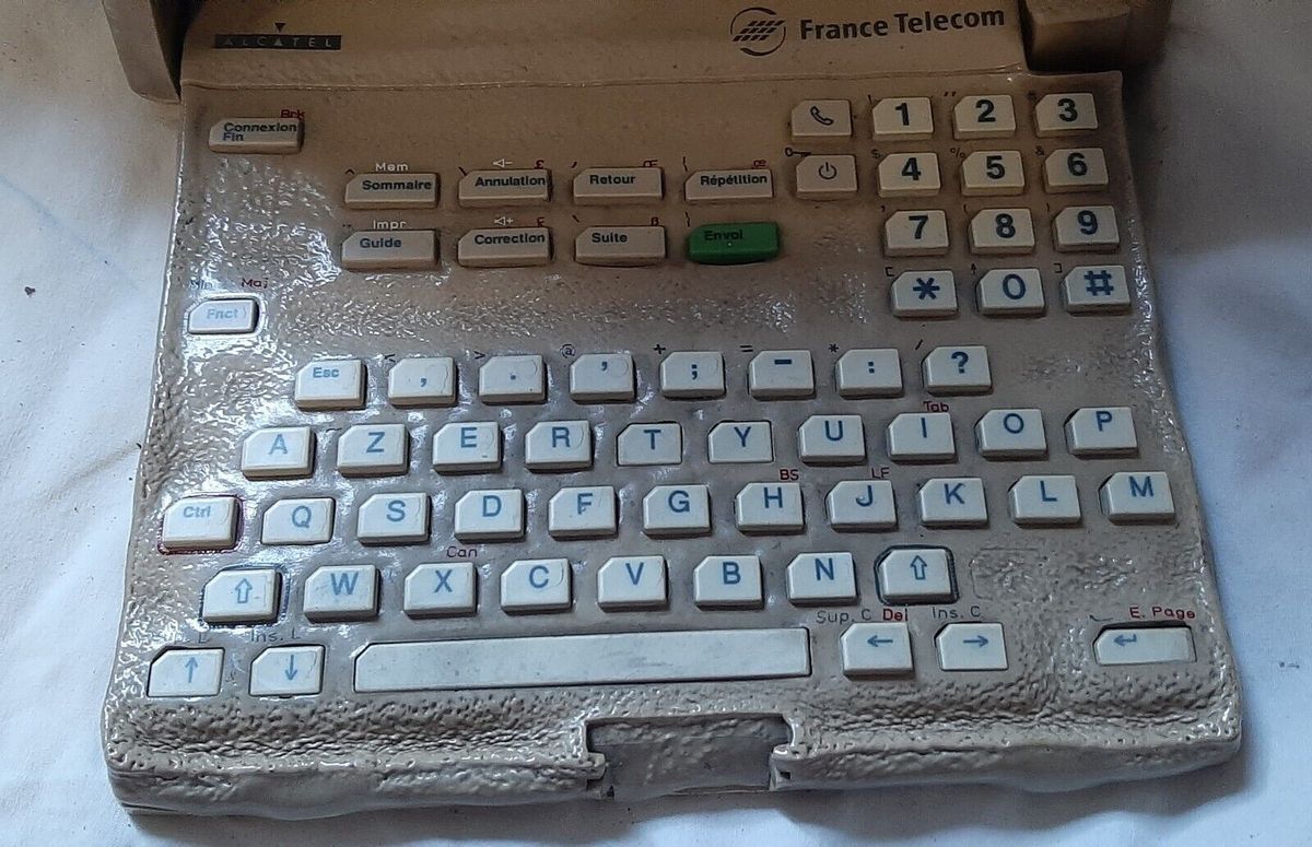 Keyboard of melted Alcatel initel 2