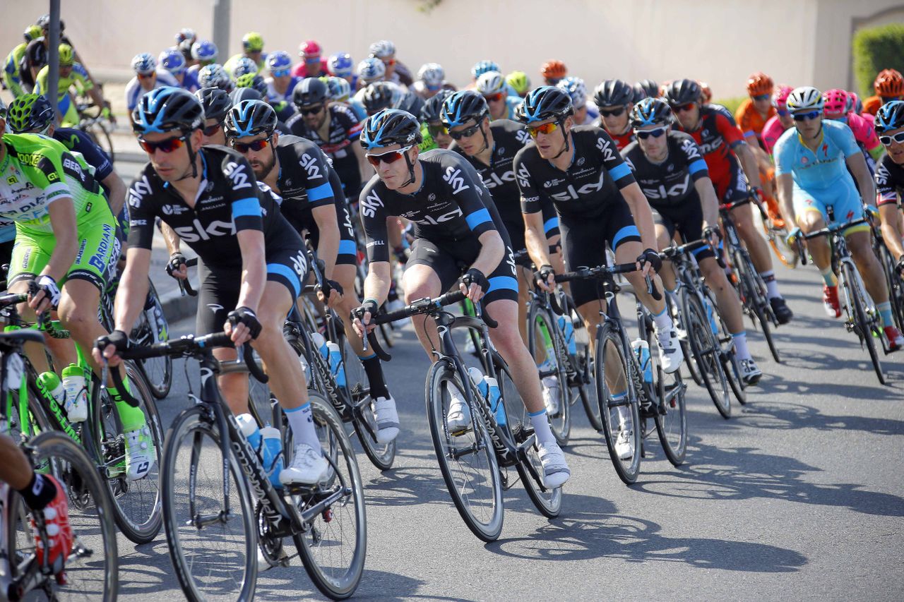 Team Sky looked to set up Elia Viviani for the sprint.