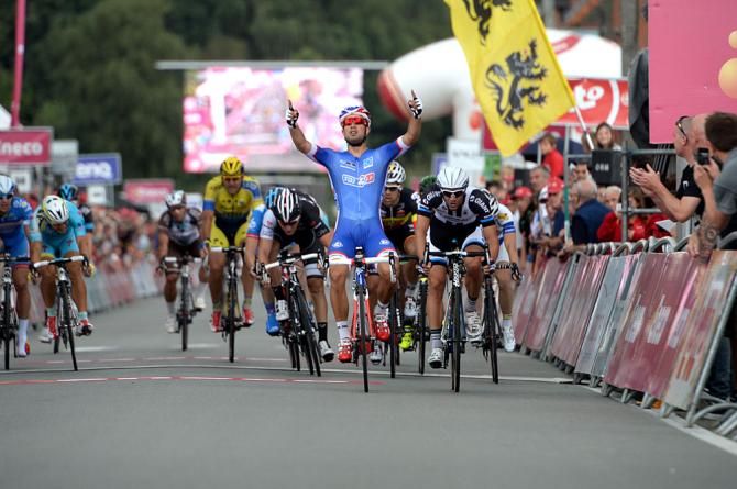 Nacer Bouhanni wins stage 4