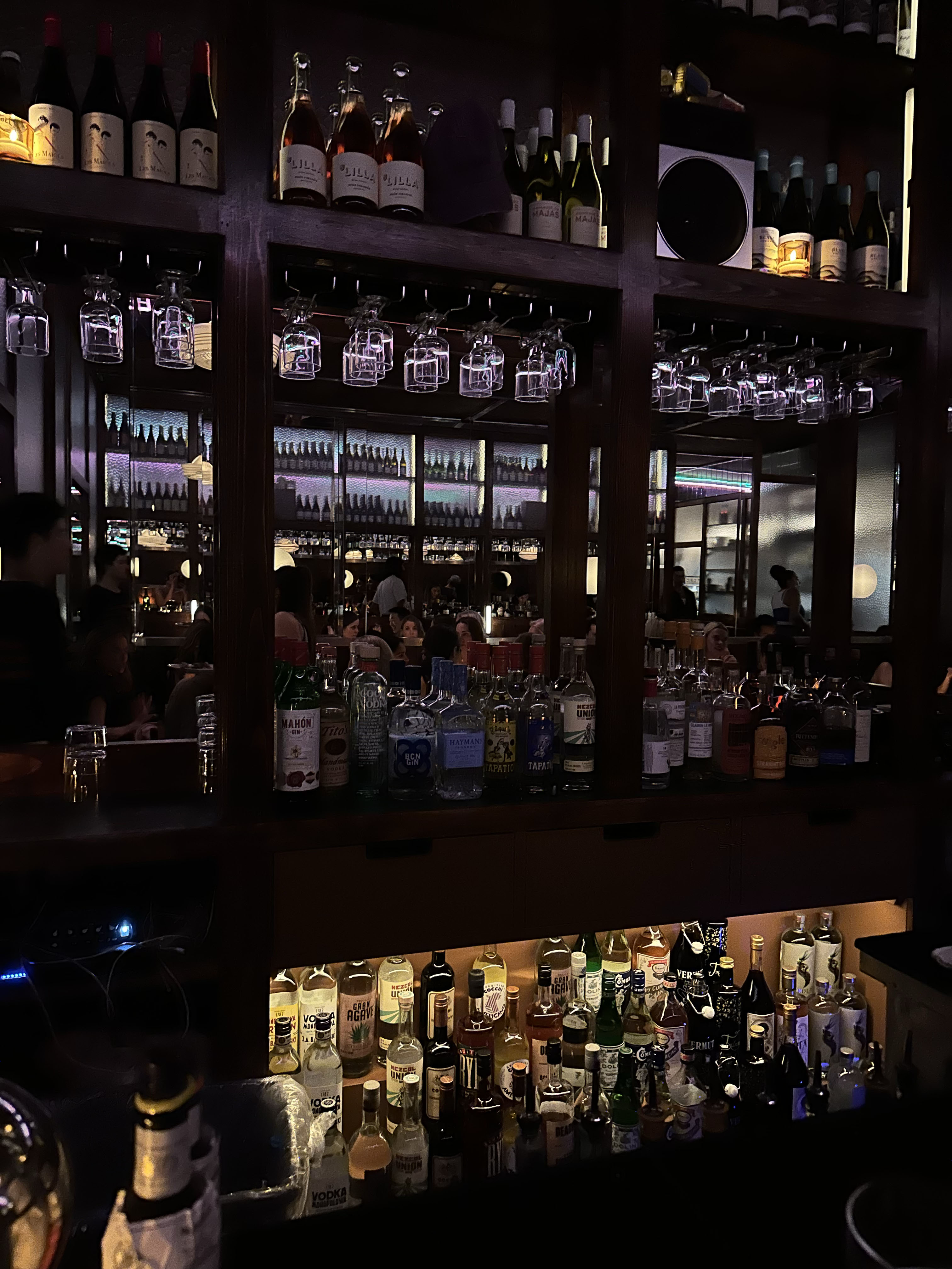 Jennifer Atile&amp;#769;mile at eel bar.